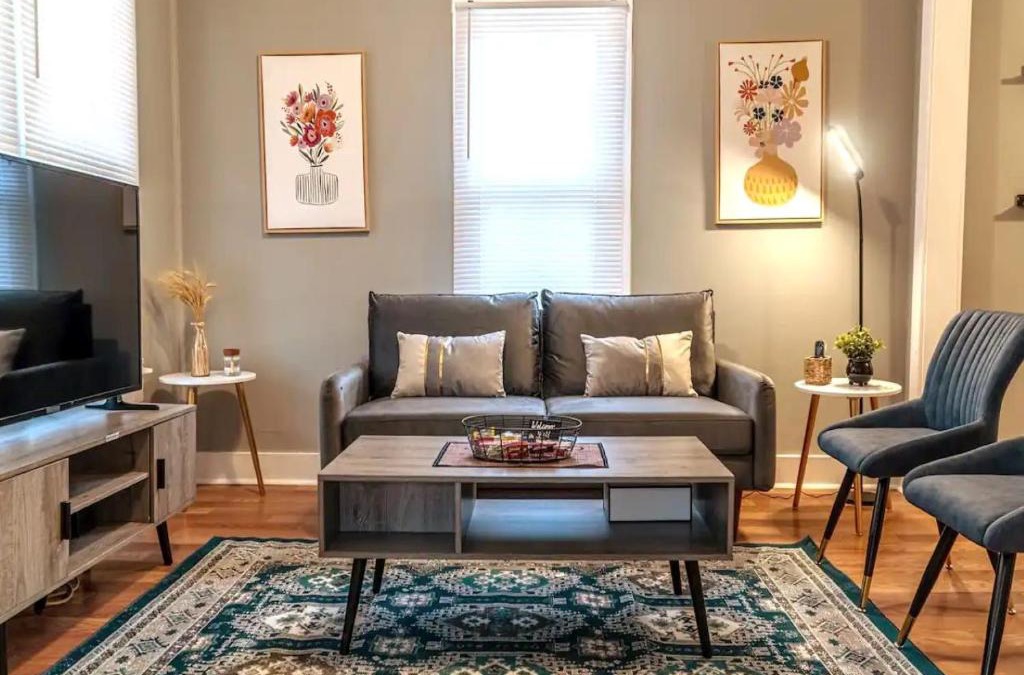Maiden House | Cozy 3 Bedroom House w/Free Parking, Netflix, & More
