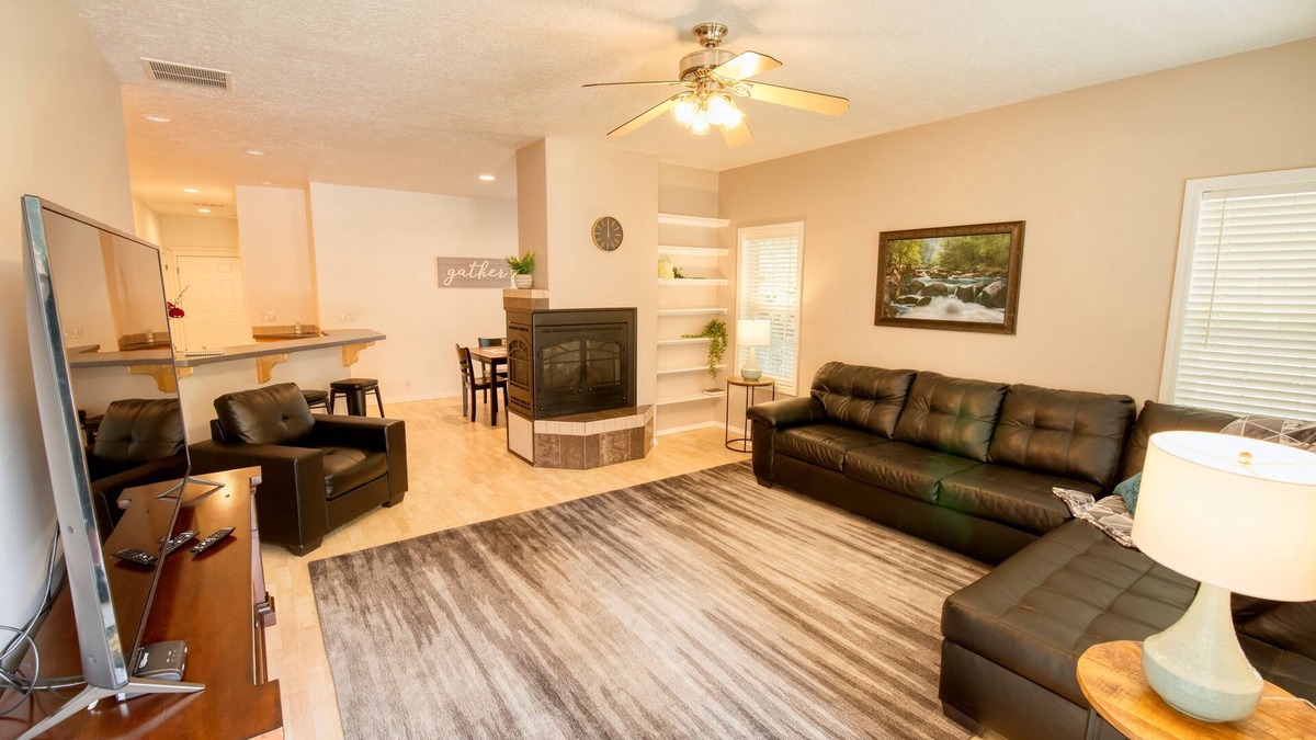 Twin Falls House | Cozy 3-Bedroom Oasis in the Heart of the City - Perfect for Your Next Getaway!