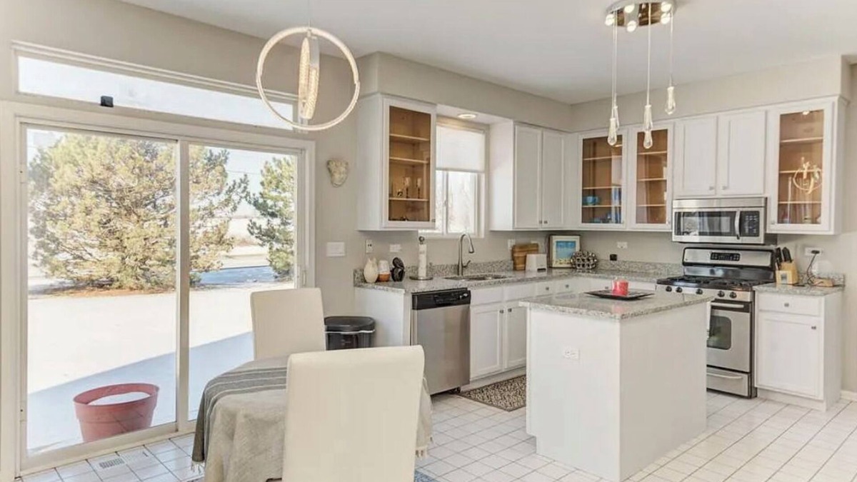 Plainfield House | Cozy 3-Bedroom Plainfield Getaway with Refreshing AC