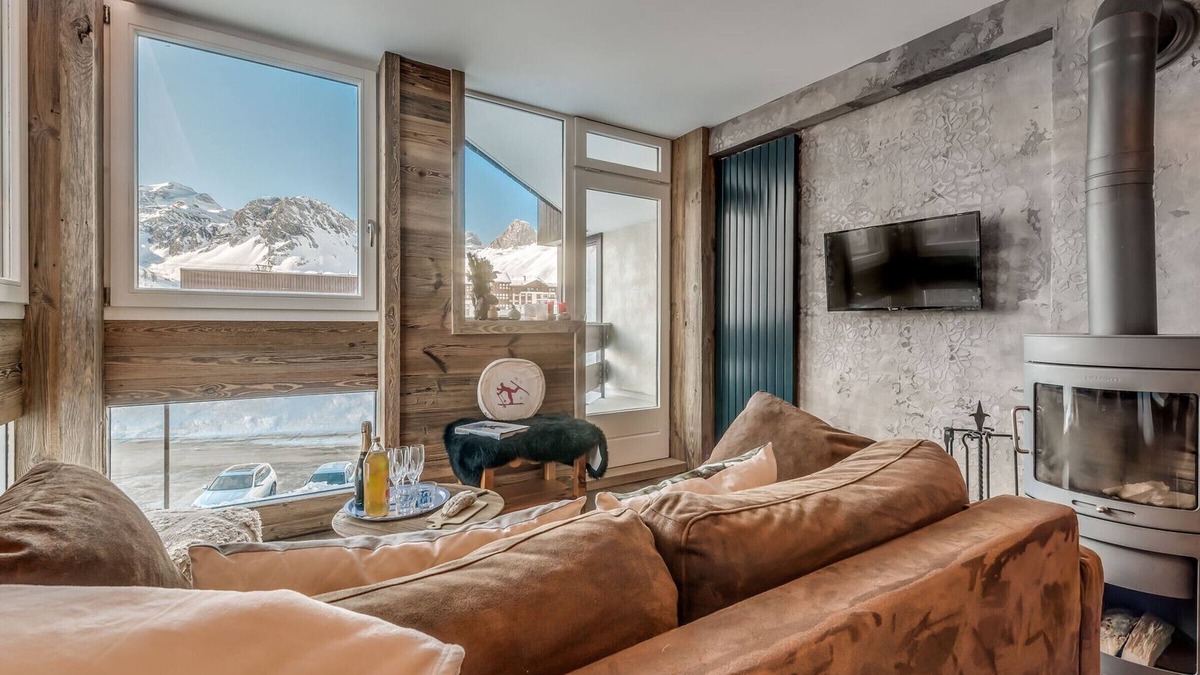 Le Lavachet Apartment | Cozy 3-room apartment, balcony, near slopes in Tignes - Lavachet