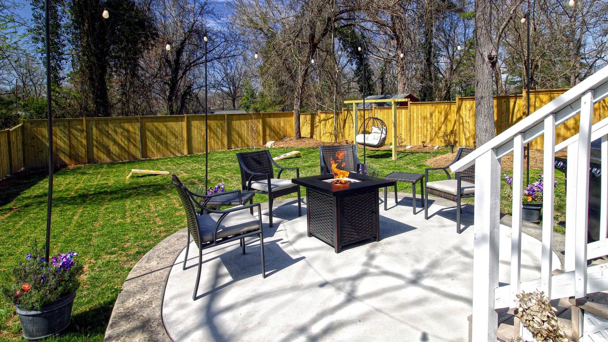 Greensboro House | Cozy 3bdrm 2ba mins from Downtown