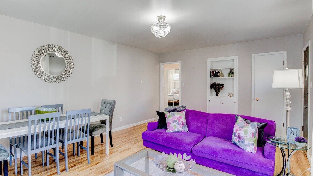 Holladay House | Cozy 3BR 2BA Bungalow Centrally Located