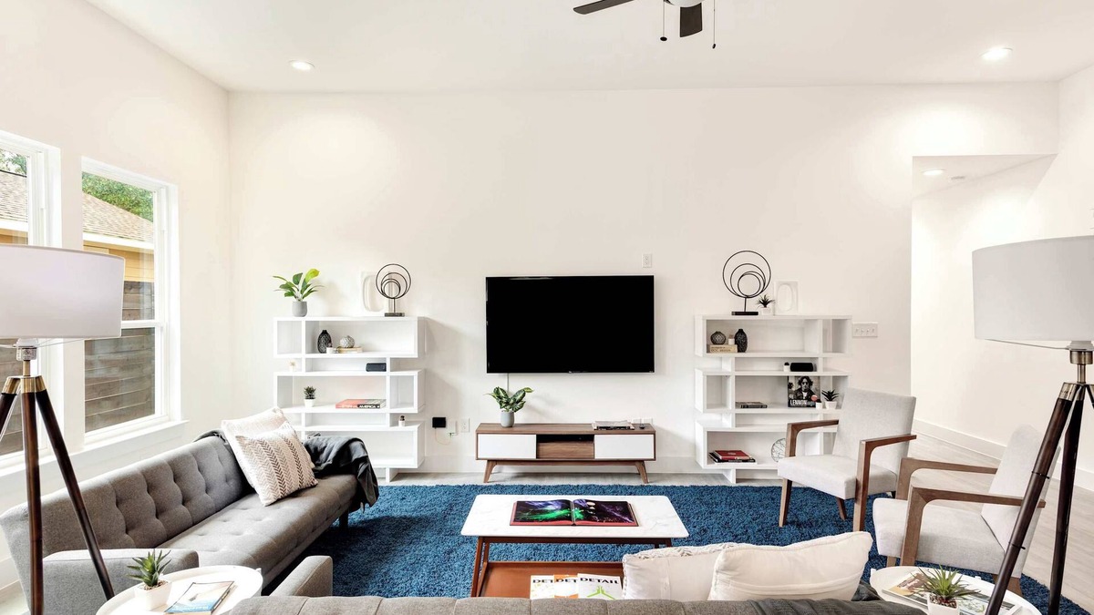 Lexington House | Cozy 3BR/2BA Retreat w/Private Pool & BBQ