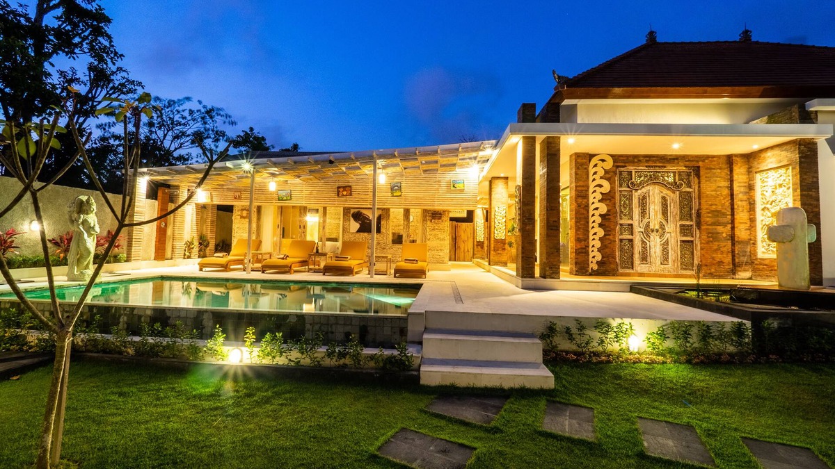 Pecatu Villa | Cozy 4 Bedroom Villa with Private Pool in Uluwatu, close to Many Wedding Venues