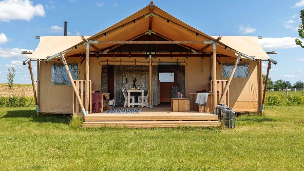 Bournoufay Apartment | Cozy 5-Person Glamping Tent in Ardennes