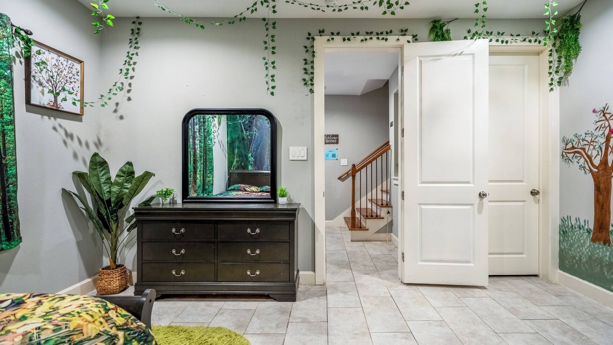 Riverside Terrace House | Cozy 6BR Home X MedCtr X NRG Stadium X Fast Wi-Fi