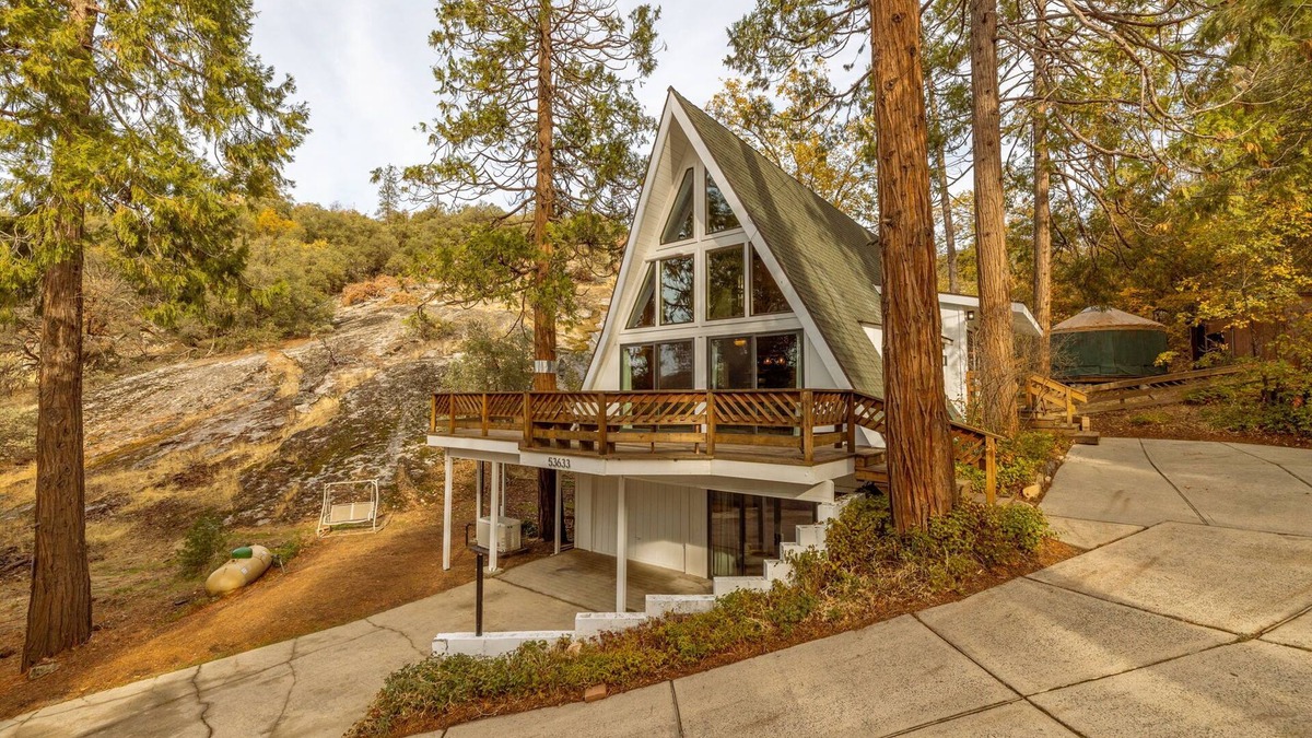 Bass Lake Cabin | Cozy A Frame Cabin, Bass Lake, Ca-Acorn Falls
