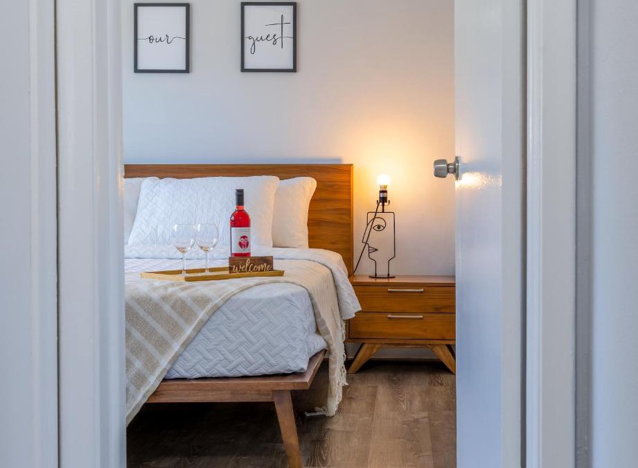Melaleuca Gardens Apartment | Cozy AirportHouse 5 min del aeropuerto WiFi parking privado
