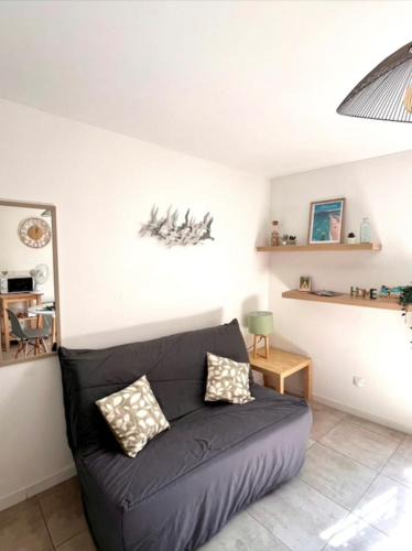 Hyeres City Centre Apartment | Cozy and bright studio in Hyères