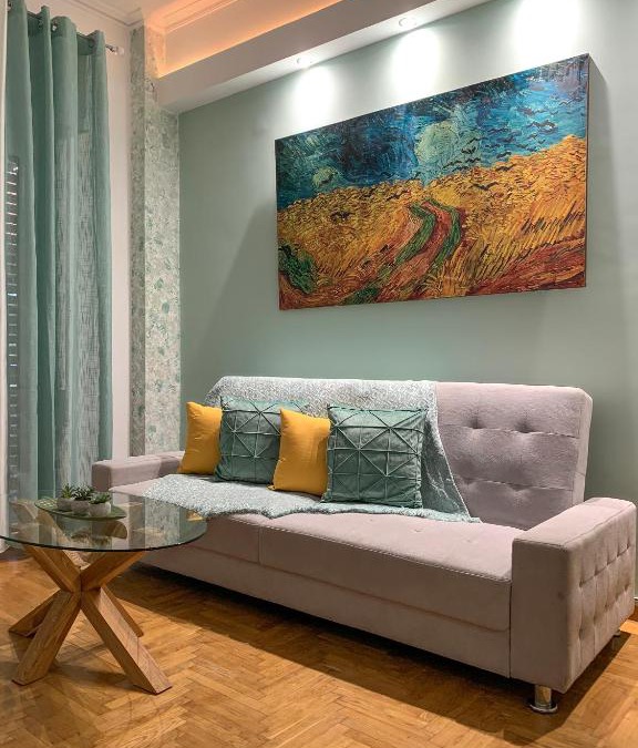 Kinosargous Apartment | Cozy and Chic apartment in the Center, 5 min Subway