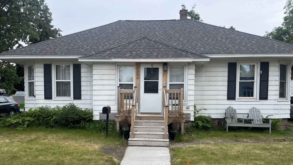 Stevens Point House | Cozy and Close to downtown!