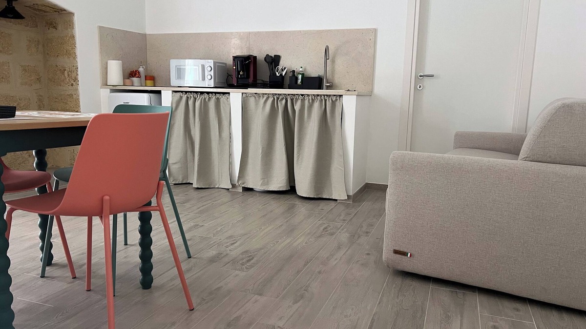 Gioia del Colle House | Cozy and organized dwelling, ideal for a couple or a small family.