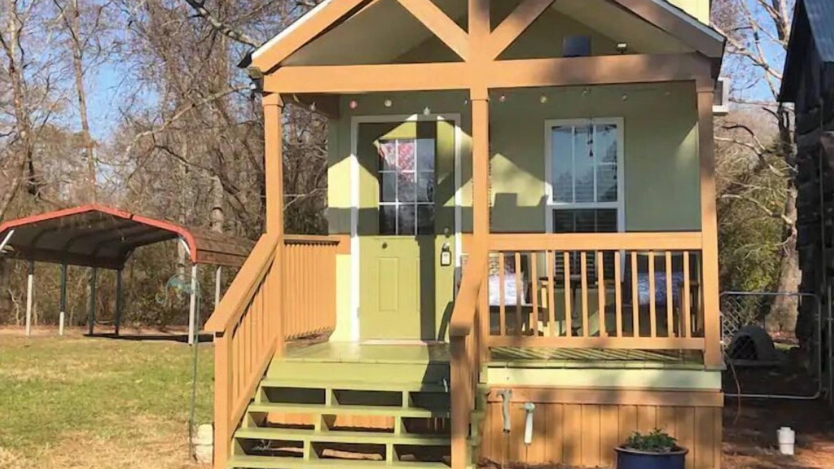 Forsyth County House | Cozy and Peaceful Tiny House on a 100-acre Farm
