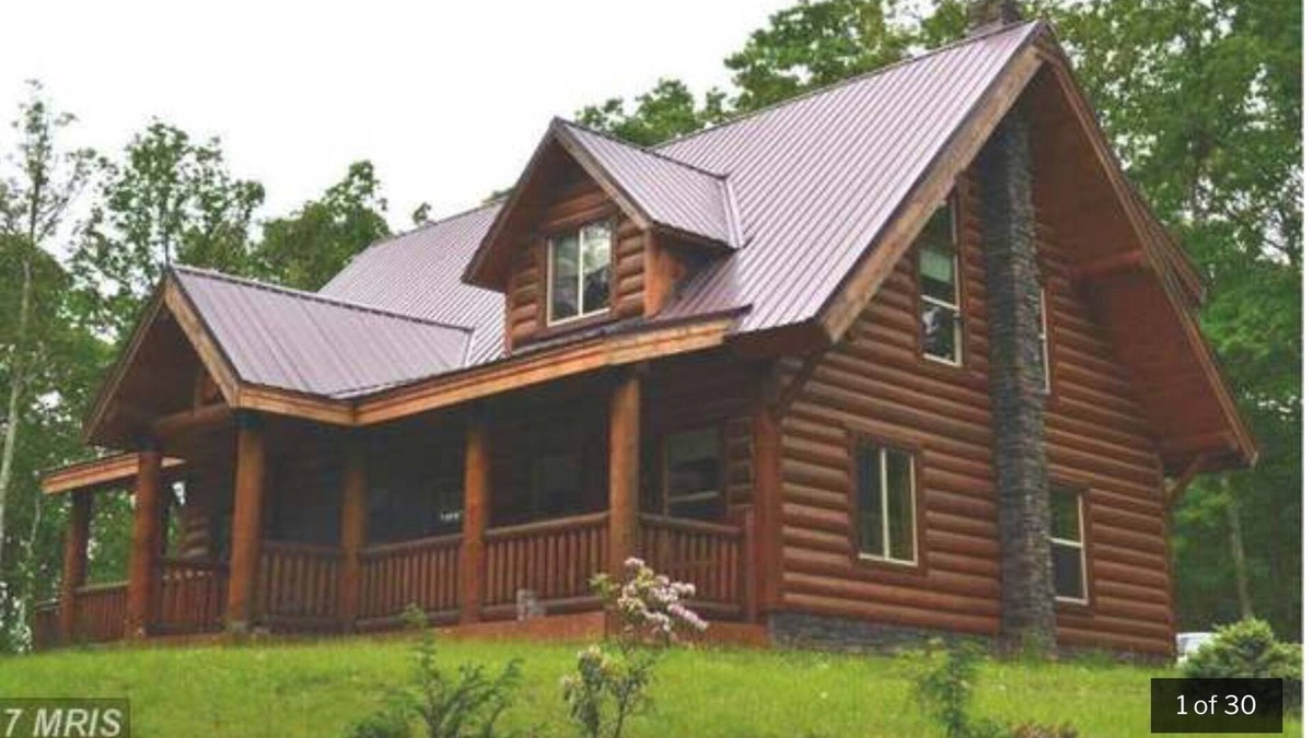 South Fork Cabin | Cozy and Private Log Cabin!