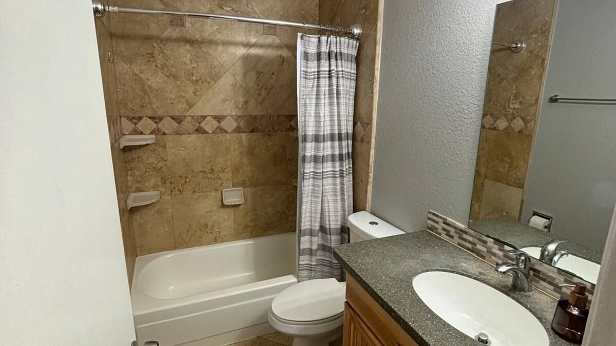 Wright Condo | cozy and relaxing condo with 2-bed and 2-bath