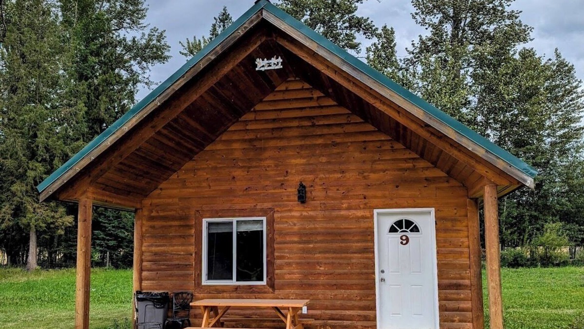 Regional District of Fraser-Fort George Cabin | Cozy and Relaxing Getaway Cabin #9n