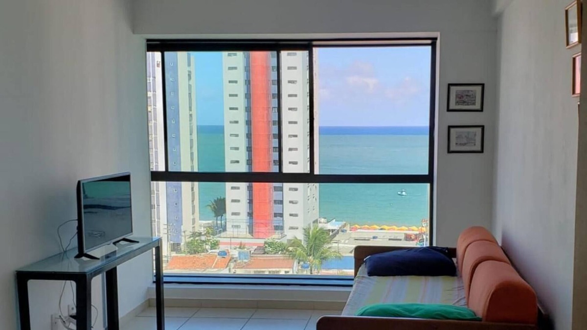 Candeias Apartment | Cozy apartment in Candeias overlooking the sea