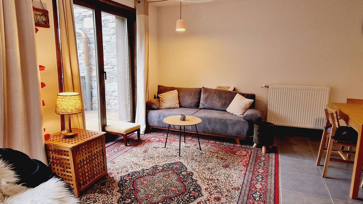 Montalbert Apartment | Cozy apartment in resort center, near slopes, parking, WiFi