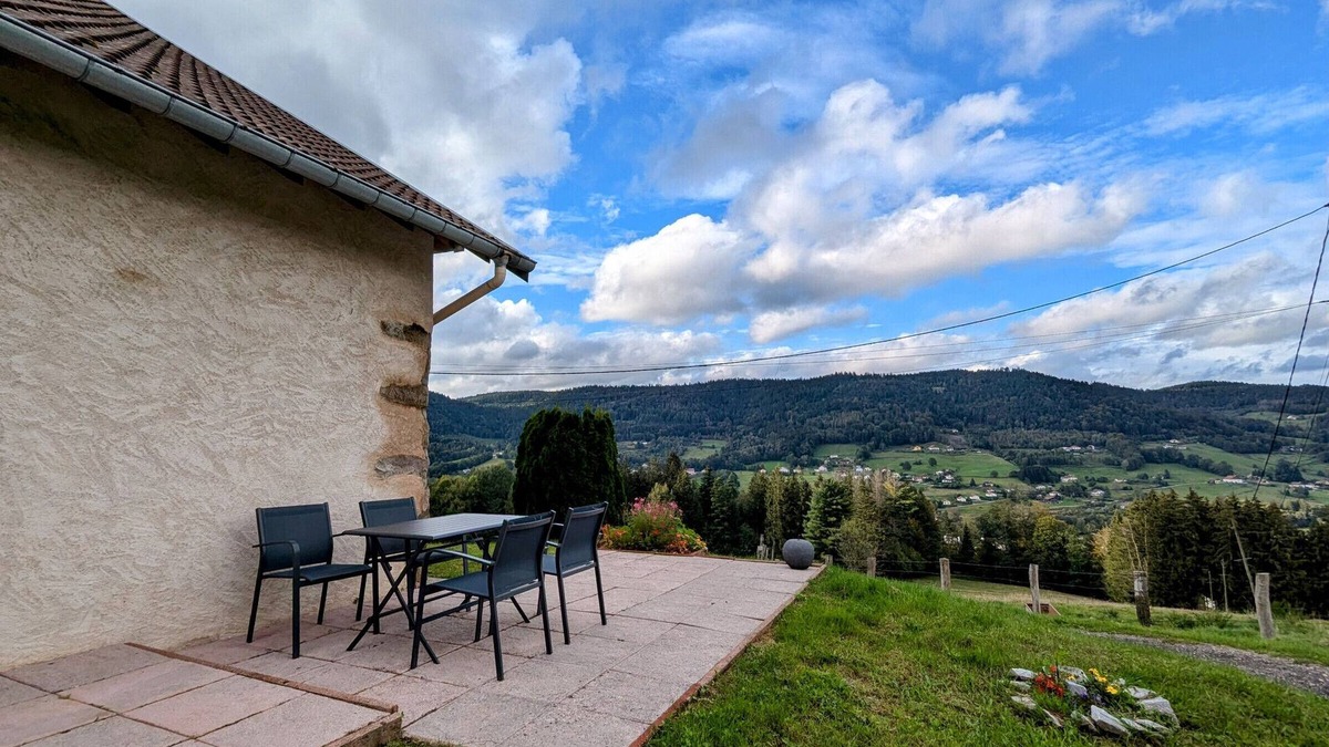 Le Syndicat Apartment | Cozy Apartment, 2-4 people, Vosges, Pets allowed