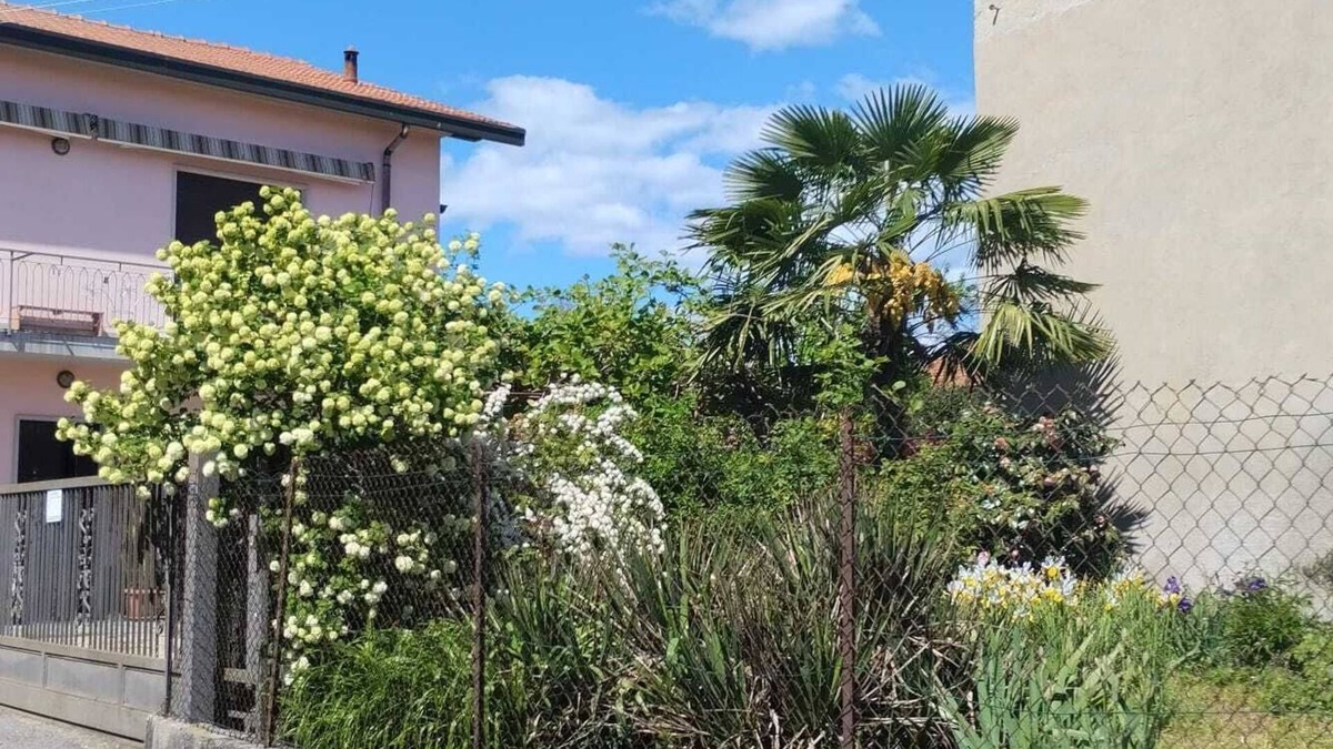 Mornago Apartment | Cozy apartment a few km from Varese, pets allowed.