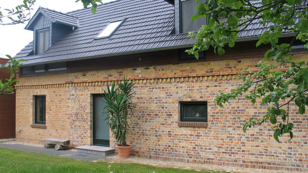 Halbendorf Condo | Cozy apartment, close to the lake with water ski facilities, very good bike paths