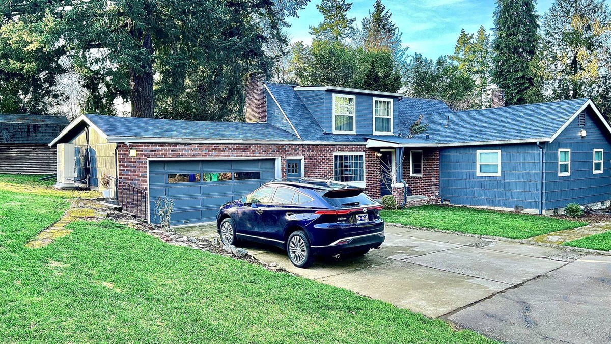 Milwaukie Apartment | Cozy apartment in a lovely and quiet neighborhood