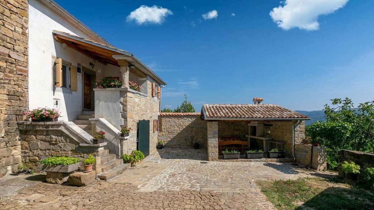 Sovinjska Brda Apartment | Cozy apartment in Buzet