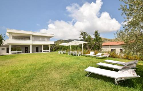 Alani Apartment | Cozy Apartment In Castellabate With Wifi