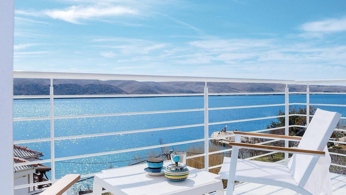 Miskovici Apartment | Cozy apartment in Miskovici with WiFi