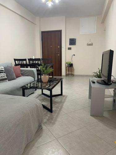 Nea Palatia Apartment | Cozy Apartment in Nea Palatia-Oropos