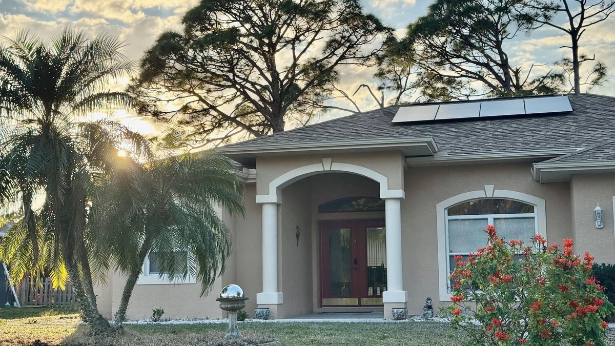 North Port Apartment | Cozy Apartment in North Port for travelers or to work.