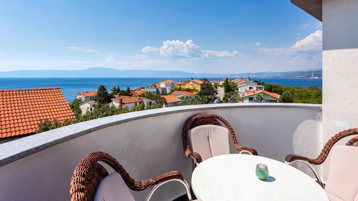 Municipality of Omisalj Apartment | Cozy apartment in Omisalj with kitchen