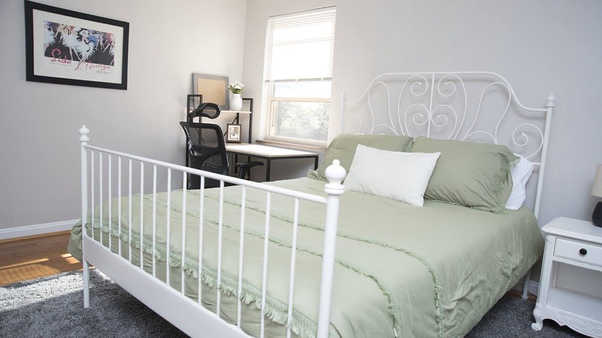Roselawn Finance Apartment | Cozy Apartment in Pleasant Ridge