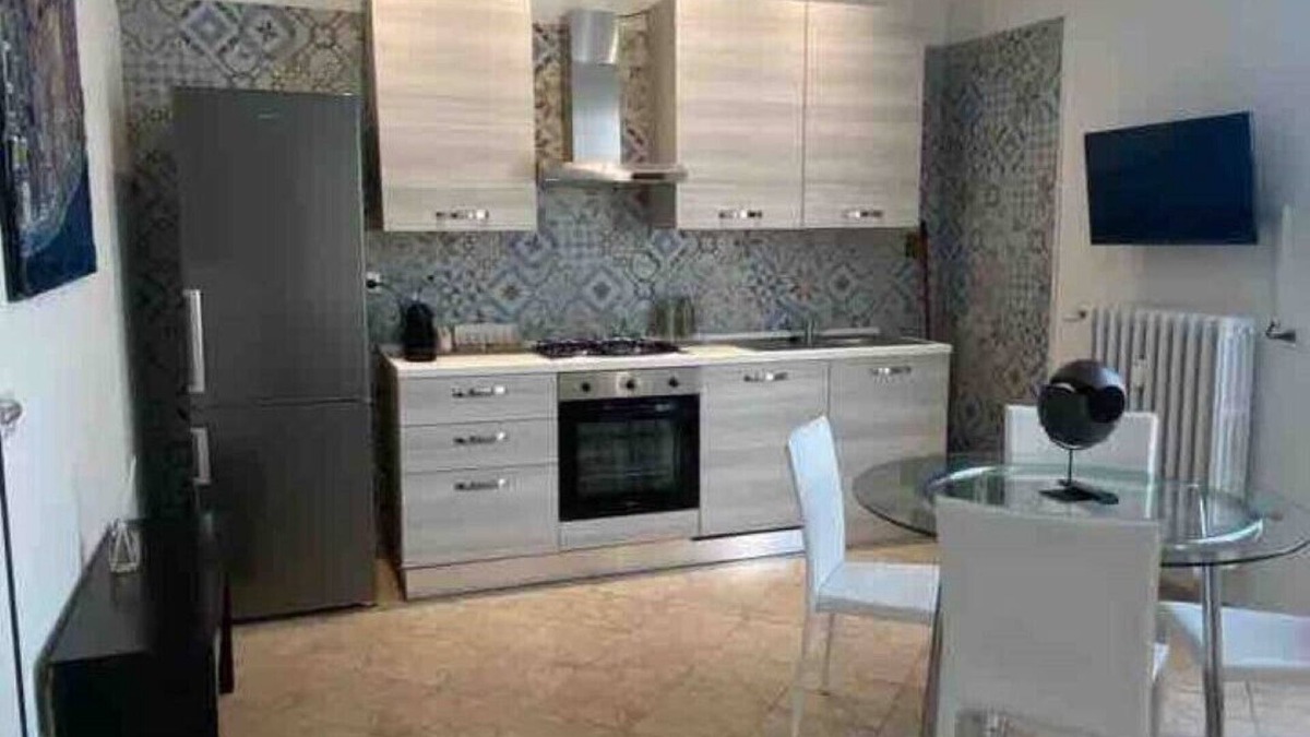 San Faustino-Madonnina-Quattroville Apartment | Cozy apartment in strategic location