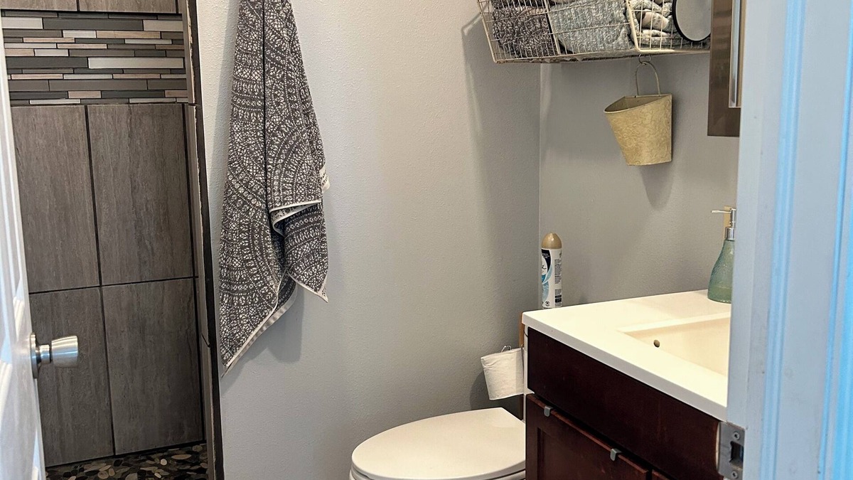 Prairie City Apartment | Cozy apartment near downtown Prairie City.