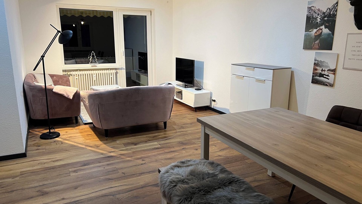 Hugelsheim Apartment | Cozy apartment near the Baden-Airpark and Baden-Baden
