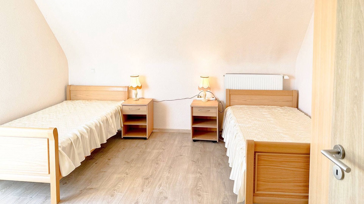 Weilburg Bed & Breakfast | Cozy Apartment offers Relaxing and Calm stay with the Garden of Delight