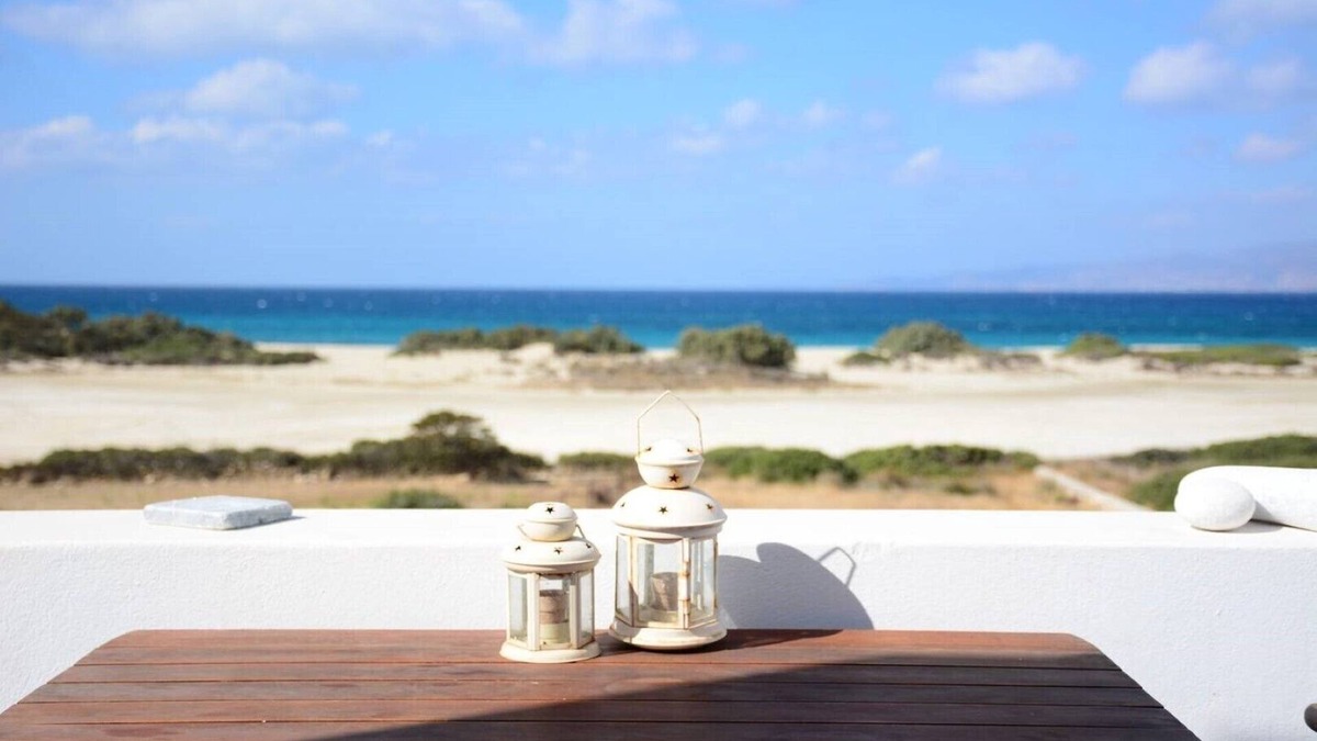 Naxos Apartment | Cozy apartment, with amazing sea views, privacy, next to beach