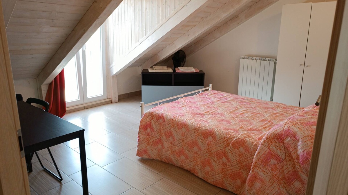 Chieti House | Cozy Attic at the Crossroads