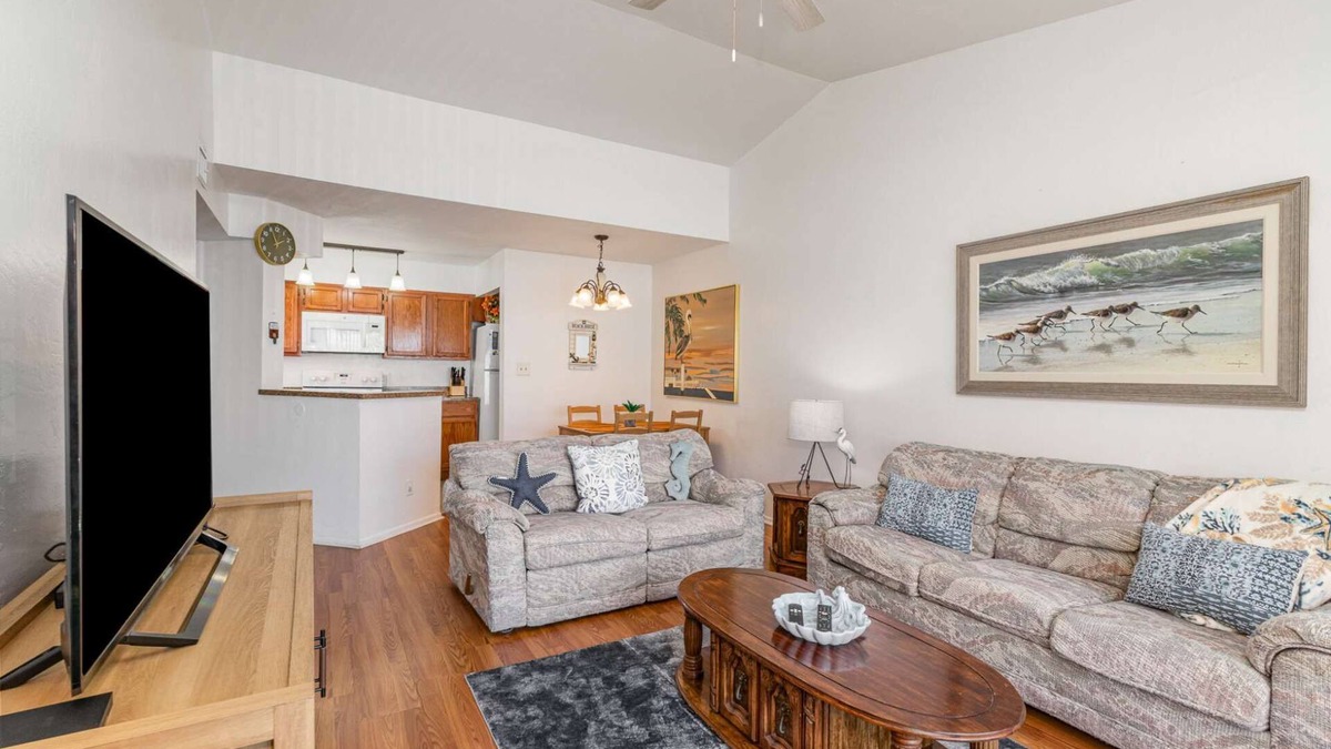 Ocean Side Village House | Cozy Beachside Hideaway
