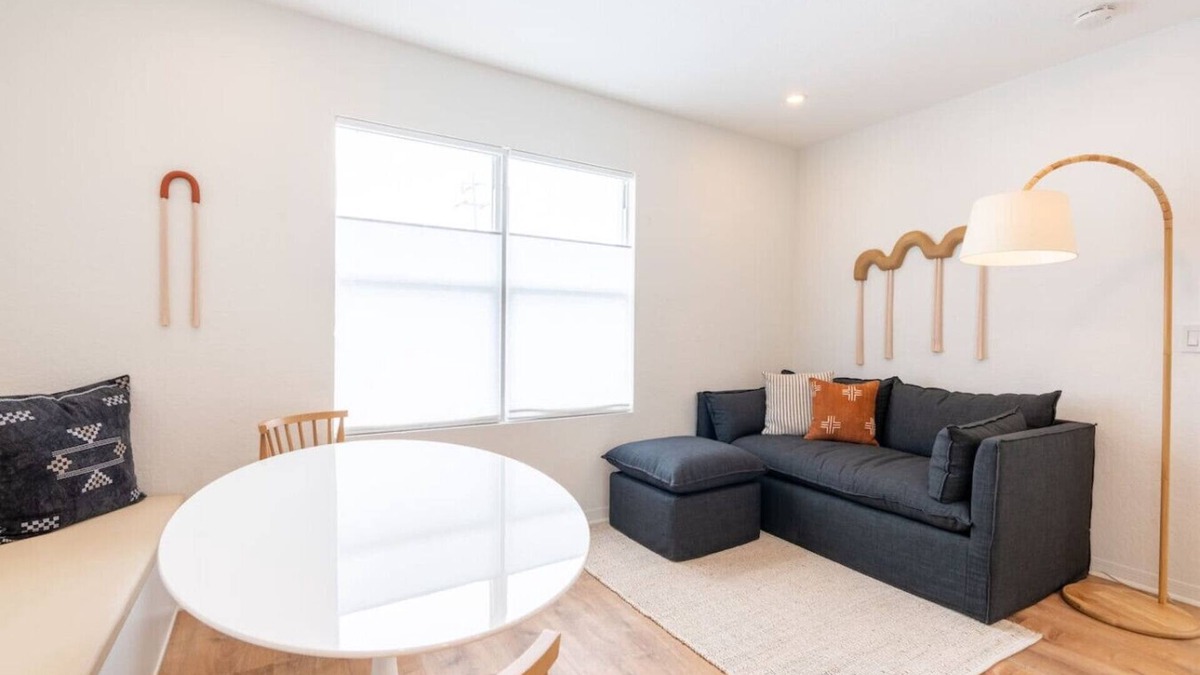 North Beach Apartment | Cozy Beachside Stay w/King Bed & Modern Comforts