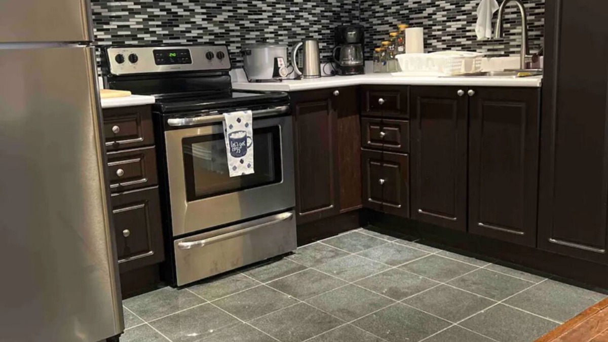 Richmond Hill Apartment | Cozy bedroom Apartment, free wifi, close to trails and lakes,