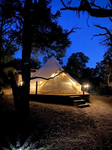 Duchesne Other | Cozy Bell Tent Surrounded by Nature in Duchesne, Utah