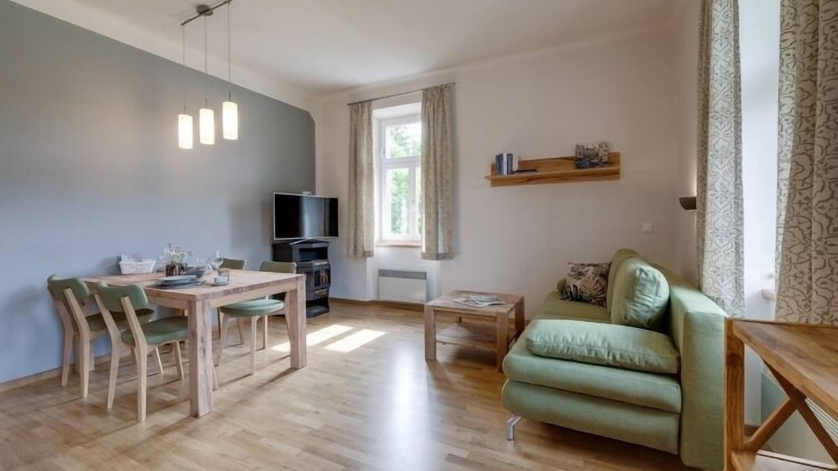 Sankt Sebastian Apartment | Cozy, bright vacation apartment (65sqm) with balcony and view of Lake Erlaufsee