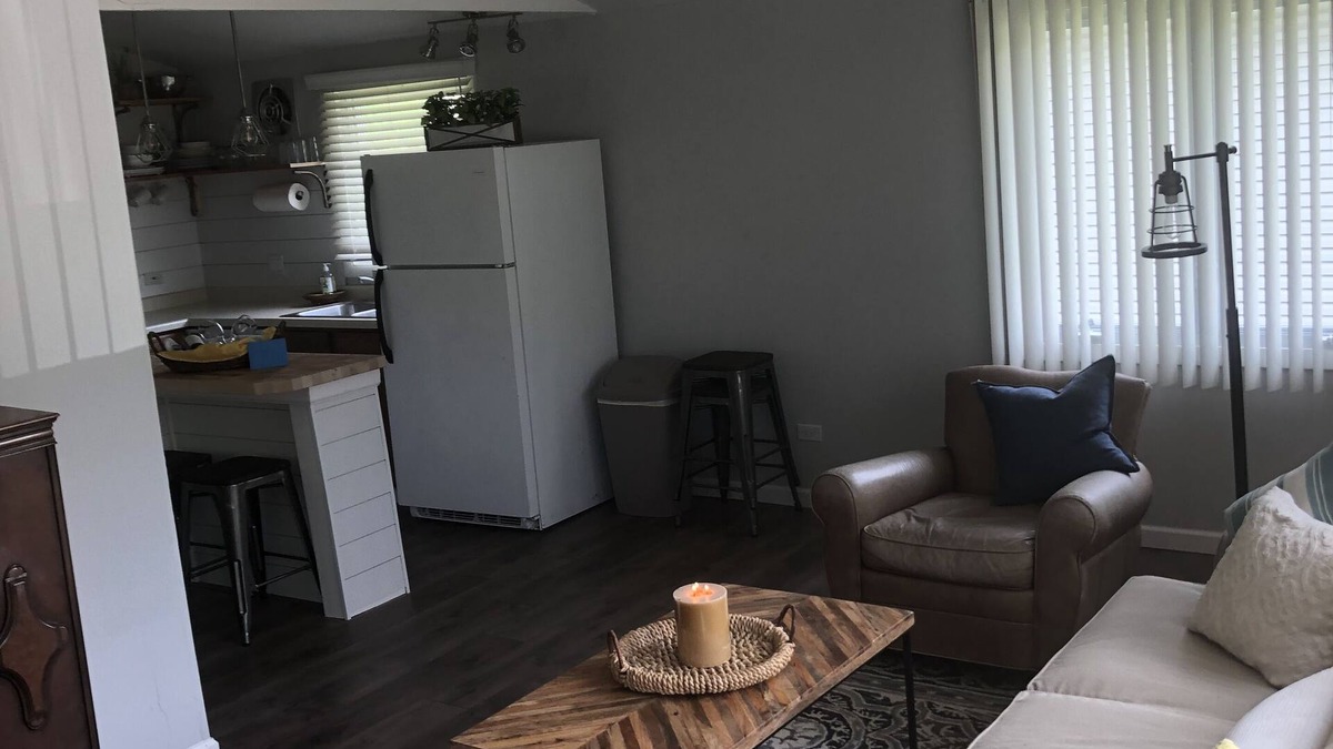 Como House | Cozy Bungalow house by the lake