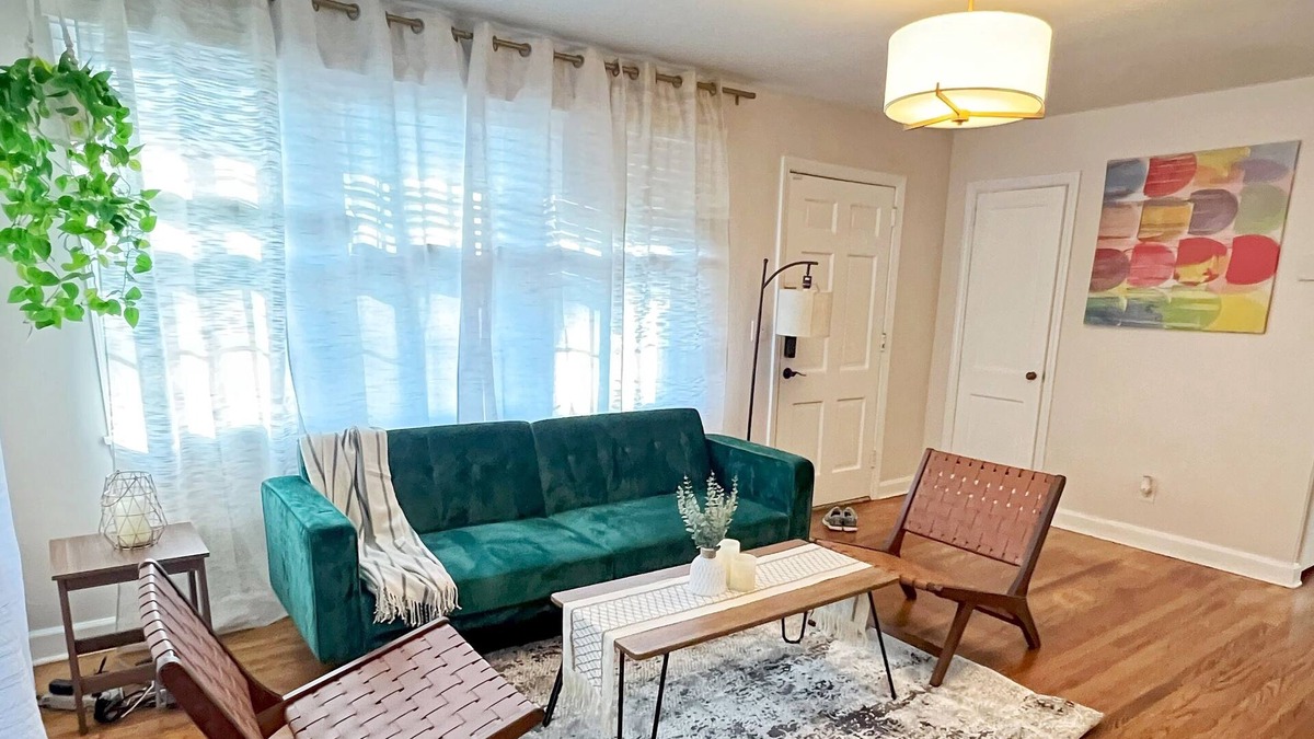 Fuquay-Varina House | Cozy bungalow in the heart of downtown Fuquay-Varina. Pet Friendly!n