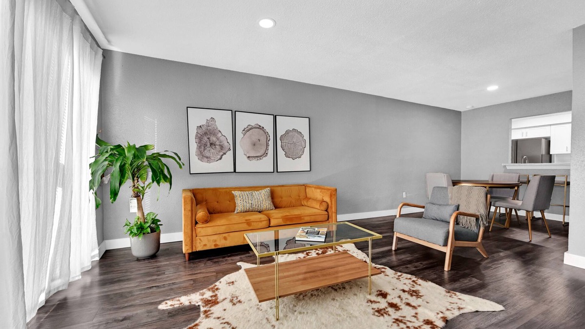 Greater Greenspoint House | Cozy Bungalow Inspired/Pets