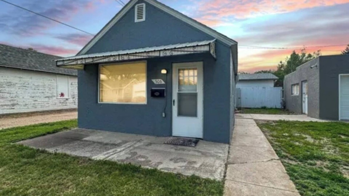 Sterling House | Cozy bungalow with 1 bedroom and WiFi, AC in Sterling,