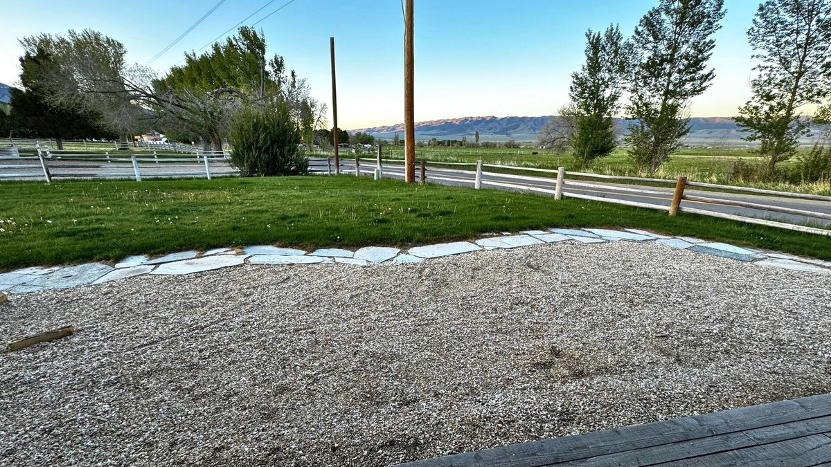 Almo Cabin | Cozy Cabin 11 at the Almo Inn near City of Rocks/Castle Rock Park in Almo, Idaho