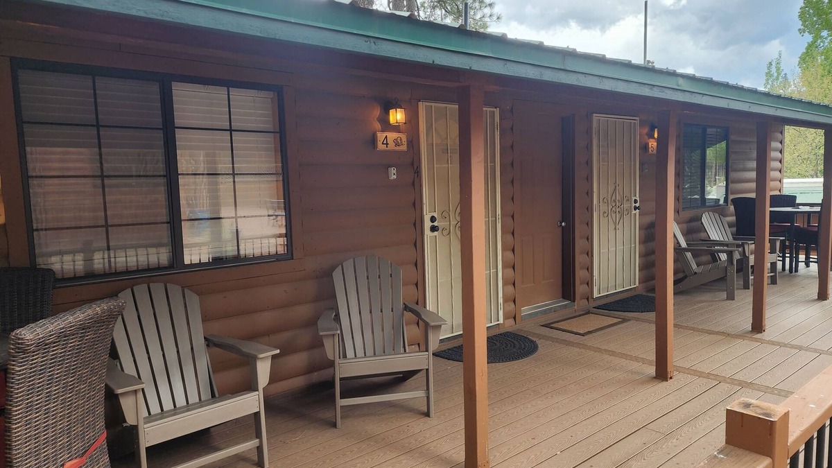 Payson Cabin | Cozy cabin #4, with WiFi and AC/heat at the base of the Mogollon Rim.